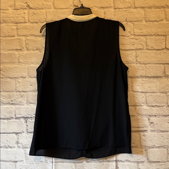 Talbots Blk/Wht Sleeveless - Picture 5 of 6